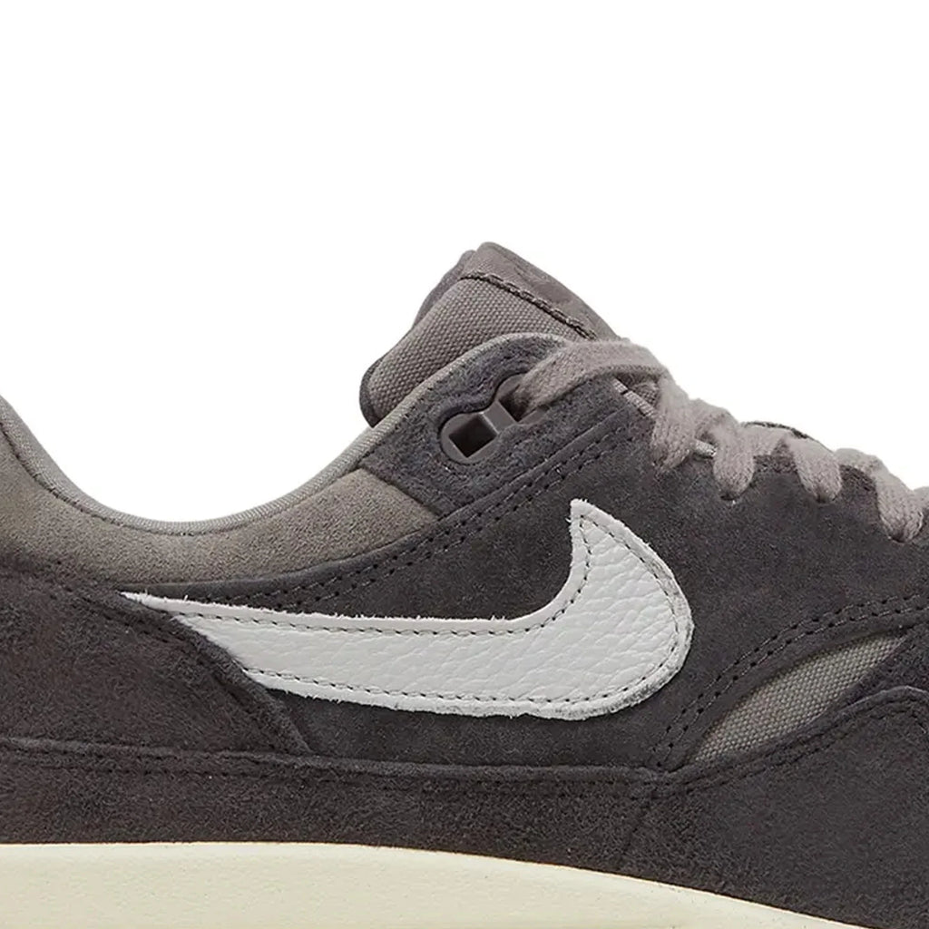 Nike Air Max 1 'Crepe Soft Grey' (2023)