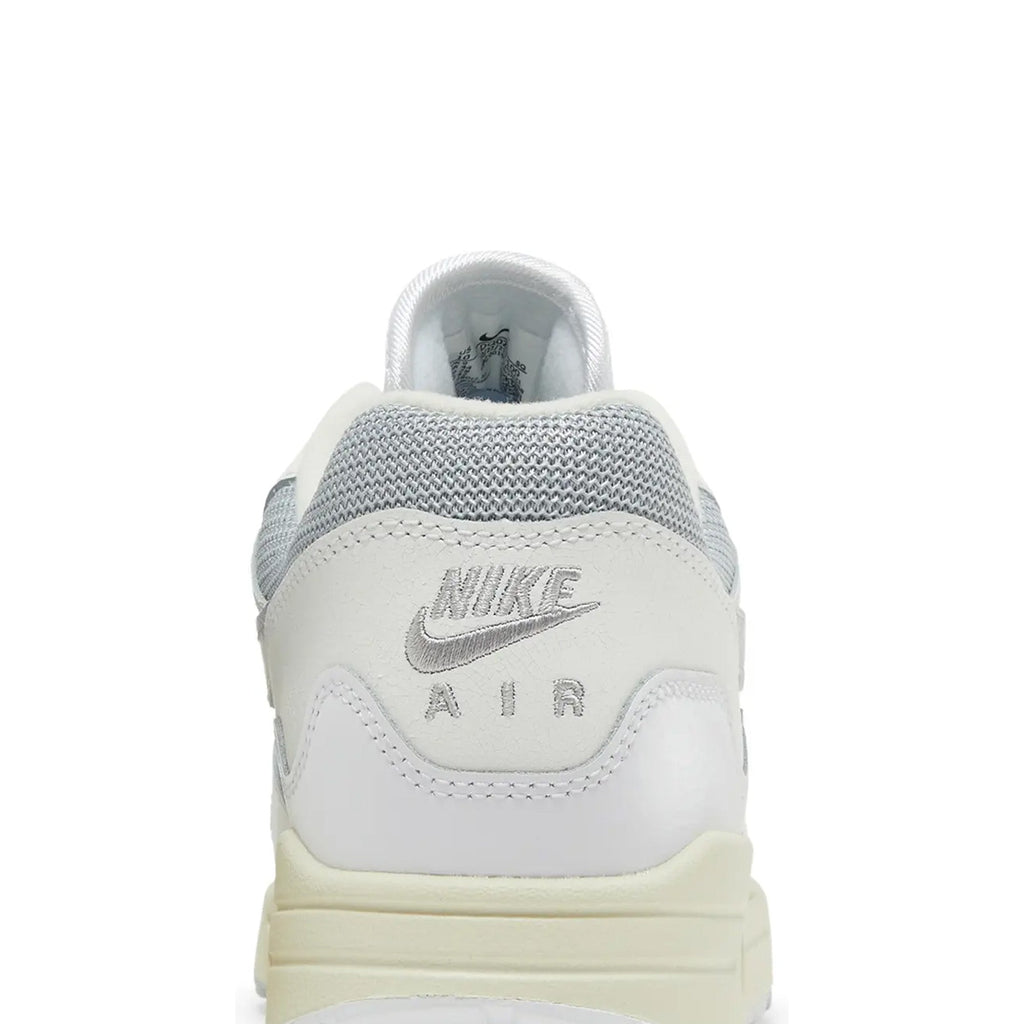 Nike Air Max 1 Patta Waves x Pure Platinum White' (2022)