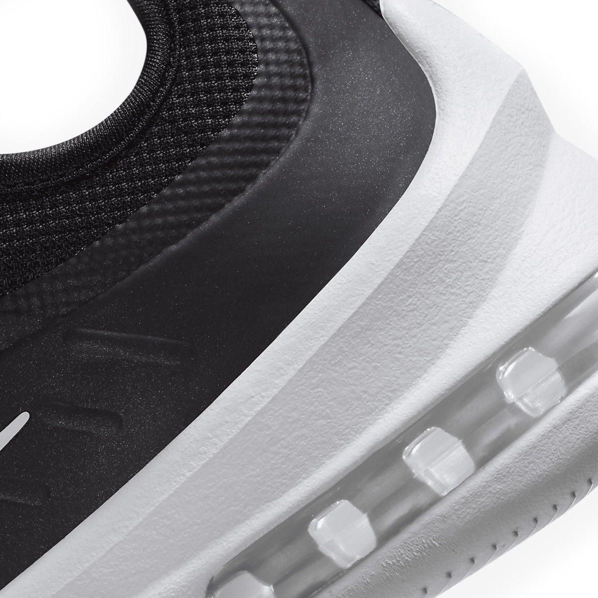 Nike Air Max Axis 'Black'